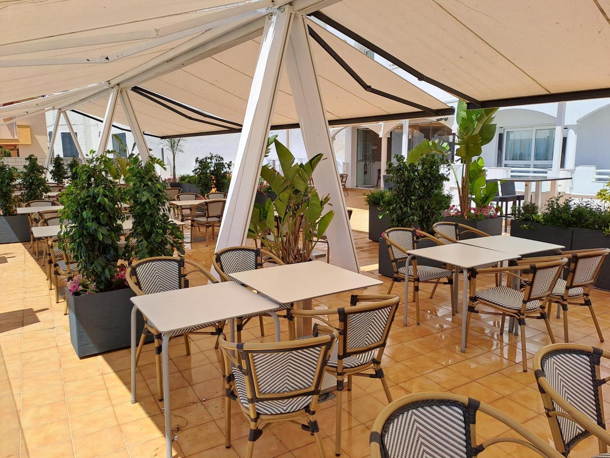 Hotel Vertice Chipiona Mar Екстериор снимка