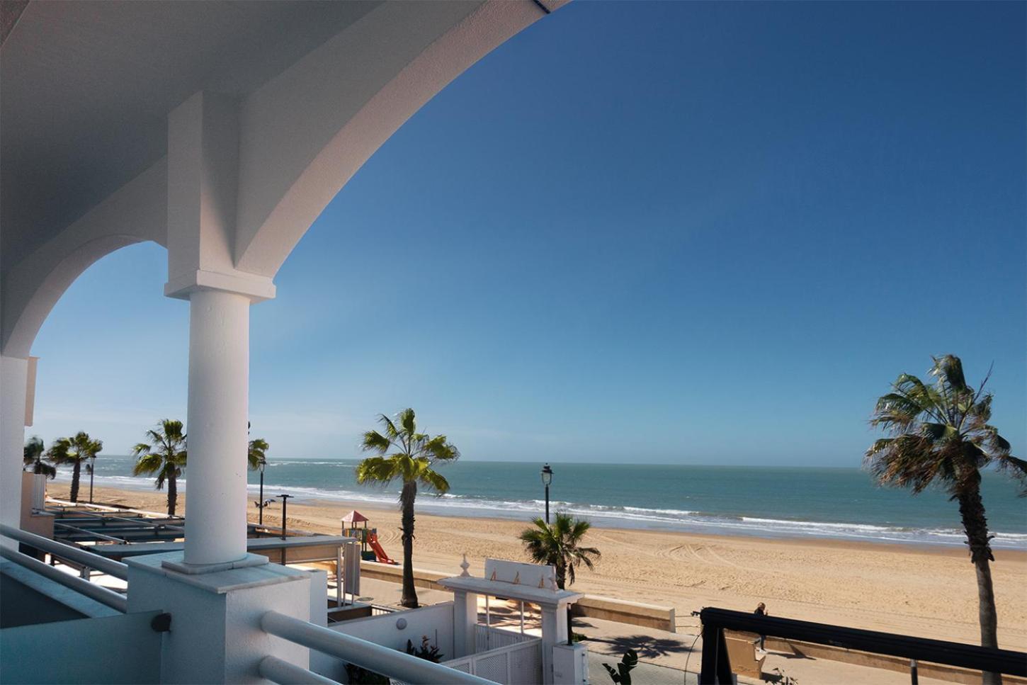 Hotel Vertice Chipiona Mar Екстериор снимка