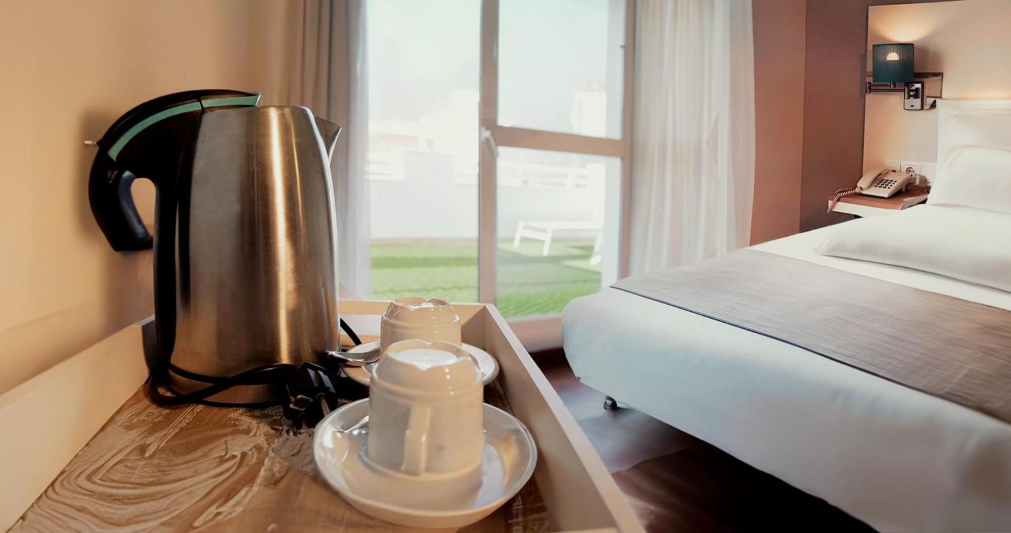 Hotel Vertice Chipiona Mar Екстериор снимка