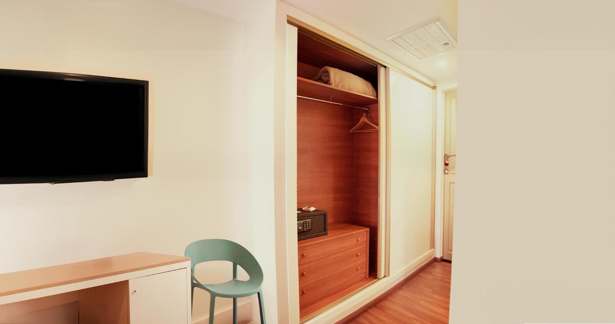 Hotel Vertice Chipiona Mar Екстериор снимка