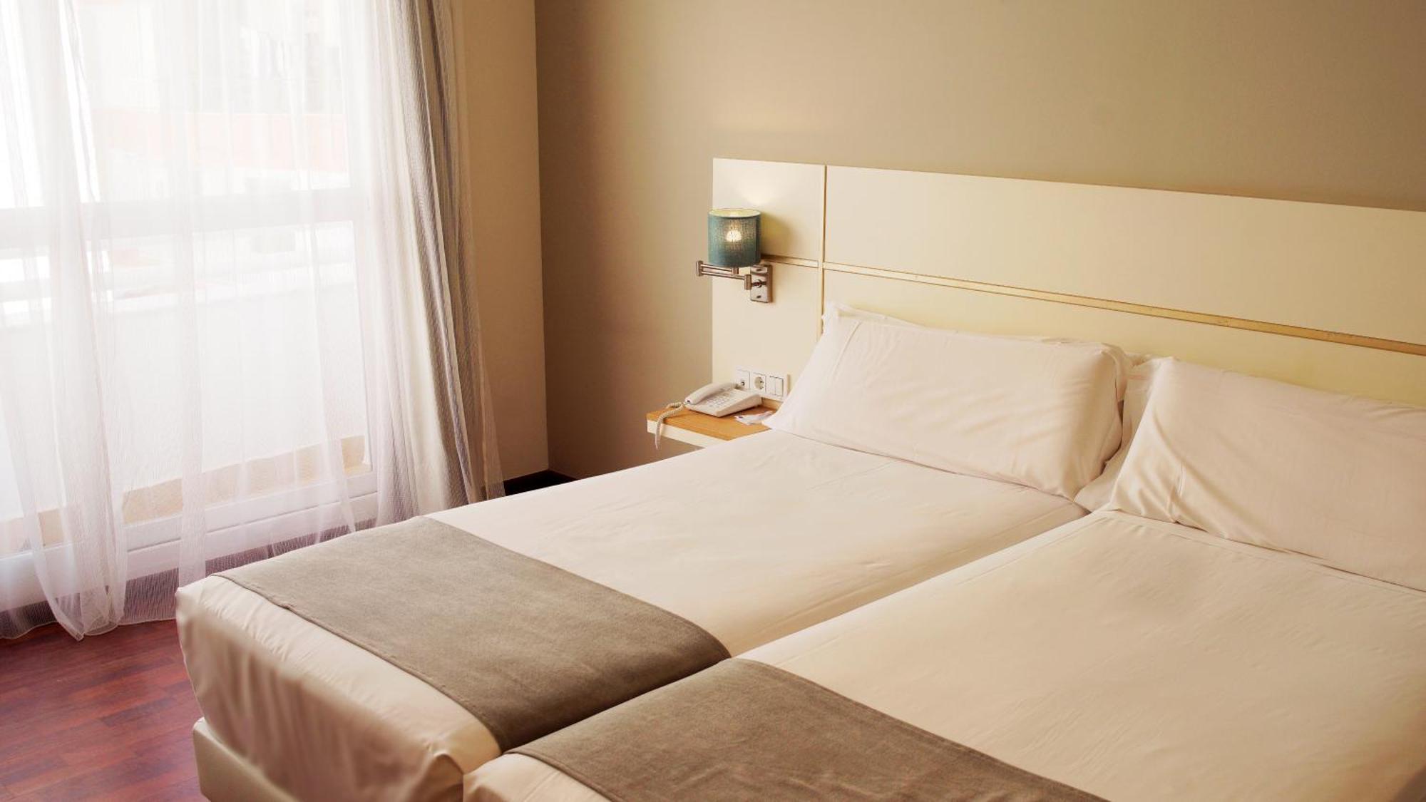 Hotel Vertice Chipiona Mar Екстериор снимка